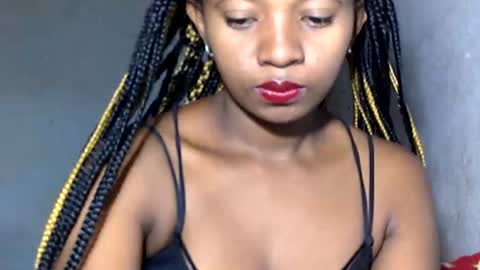 Snapshot of malinah01 chatting on January 2025 03:53:01 AM malinah01 online show from January 2025 03:53:01 AM