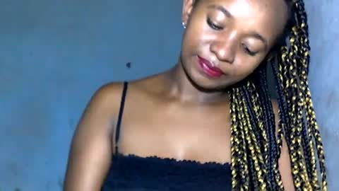 Snapshot of malinah01 chatting on January 2025 07:04:01 PM malinah01 online show from January 2025 07:04:01 PM