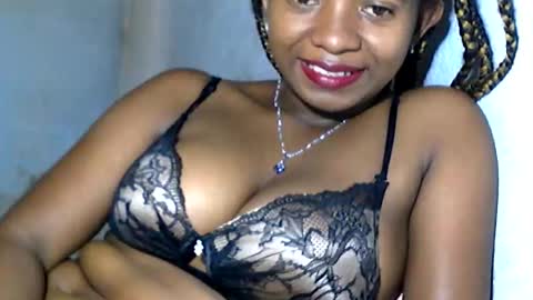 Snapshot of malinah01 chatting on January 2025 02:14:01 PM malinah01 online show from January 2025 02:14:01 PM