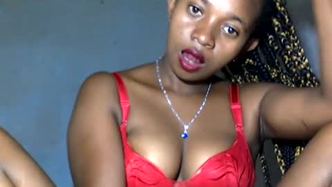 Snapshot of malinah01 chatting on January 2025 10:38:02 AM malinah01 online show from January 2025 10:38:02 AM