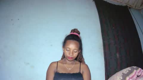 Snapshot of malinah01 chatting on September 2025 01:49:01 AM malinah01 online show from September 2025 01:49:01 AM