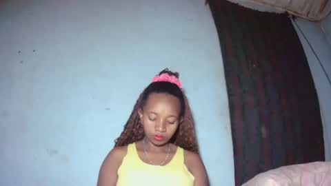 Snapshot of malinah01 chatting on September 2025 04:12:02 AM malinah01 online show from September 2025 04:12:02 AM
