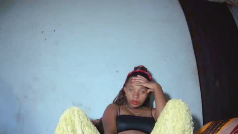 Snapshot of malinah01 chatting on September 2025 10:00:01 PM malinah01 online show from September 2025 10:00:01 PM