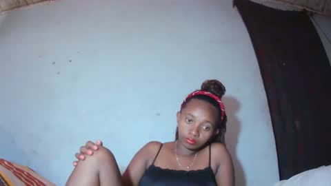 Snapshot of malinah01 chatting on September 2025 10:17:02 AM malinah01 online show from September 2025 10:17:02 AM