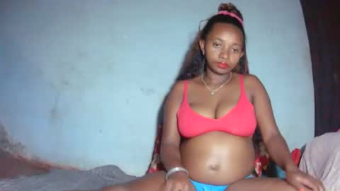 Snapshot of malinah01 chatting on September 2025 05:15:02 PM malinah01 online show from September 2025 05:15:02 PM