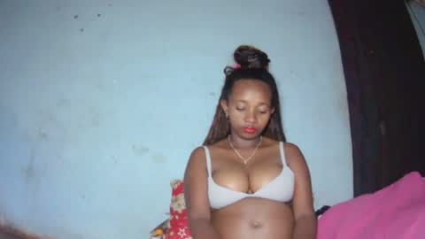 Snapshot of malinah01 chatting on September 2025 06:22:01 PM malinah01 online show from September 2025 06:22:01 PM