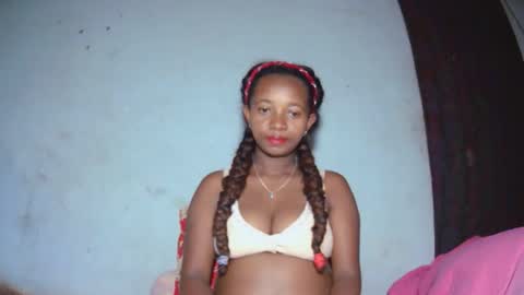 Snapshot of malinah01 chatting on September 2025 04:17:01 AM malinah01 online show from September 2025 04:17:01 AM