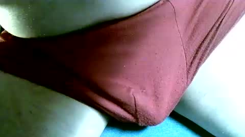 Snapshot of malincik chatting on December 2024 09:59:02 AM HornyJohny online show from December 2024 09:59:02 AM