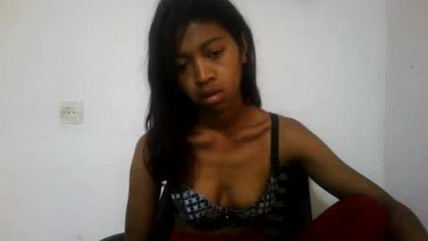 Snapshot of malluna4 chatting on July 2026 06:38:01 AM Malluna online show from July 2026 06:38:01 AM