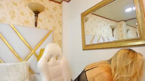 MalorySweet  online show from October 2025 11:43:01 AM