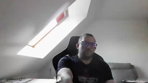 breton online show from October 2025 07:29:01 AM