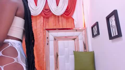 Melanie online show from February 2026 08:02:02 PM