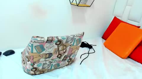 Snapshot of malu_hot69 chatting on March 2025 05:38:02 PM Malu online show from March 2025 05:38:02 PM