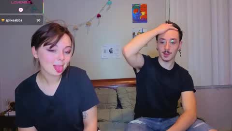 Snapshot of mamiclouds chatting on November 2025 01:39:02 AM MamiCloudz online show from November 2025 01:39:02 AM