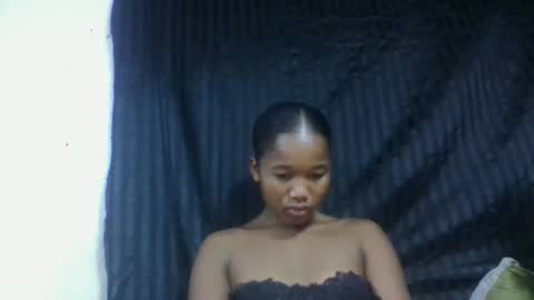 mamieriela online show from February 2026 09:34:01 AM