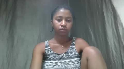 mamieriela online show from April 2026 09:59:02 PM