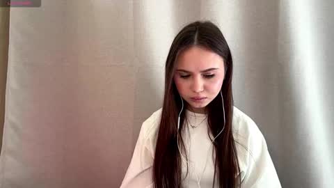 Snapshot of mammieknowles chatting on February 2026 08:15:02 AM Mia Davis online show from February 2026 08:15:02 AM