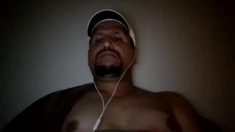 Snapshot of man_new chatting on January 2025 10:29:02 PM Man new online show from January 2025 10:29:02 PM