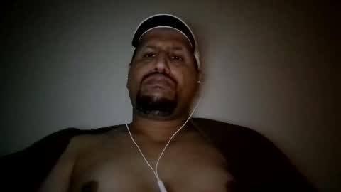 Snapshot of man_new chatting on February 2025 12:05:01 AM Man new online show from February 2025 12:05:01 AM