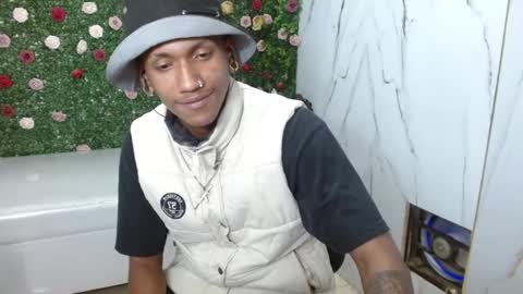 man_san11 online show from December 2025 03:07:01 PM