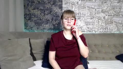 Snapshot of mandy_foxxx chatting on February 2025 12:44:02 PM Mandy online show from February 2025 12:44:02 PM