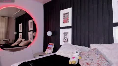 Snapshot of manelyk_evanss chatting on March 2026 07:50:01 PM manelyk_evanss online show from March 2026 07:50:01 PM