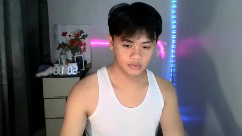 Snapshot of manhattan_men18 chatting on March 2025 10:19:02 PM JM18 online show from March 2025 10:19:02 PM