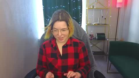 manic_pixie_ online show from January 2025 11:06:01 AM