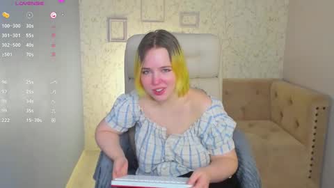 manic_pixie_ online show from February 2025 02:13:02 PM