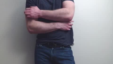 Snapshot of mantoy2000 chatting on February 2026 12:16:02 AM mantoy2000 online show from February 2026 12:16:02 AM