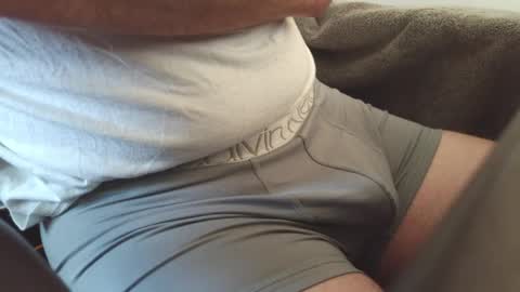 Snapshot of mantoy2000 chatting on April 2026 02:44:01 PM mantoy2000 online show from April 2026 02:44:01 PM