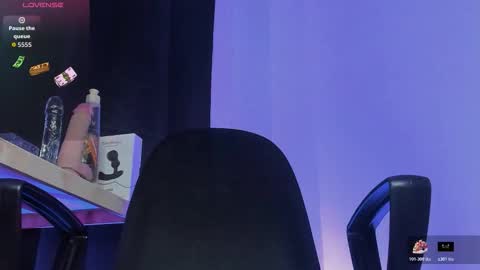  independent model online show from February 2026 11:19:01 PM