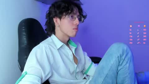 Snapshot of manu_vera8 chatting on March 2025 10:53:01 PM Manuel online show from March 2025 10:53:01 PM