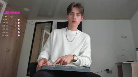 Snapshot of manucute_23_ chatting on March 2025 06:00:02 PM manucute 23 online show from March 2025 06:00:02 PM