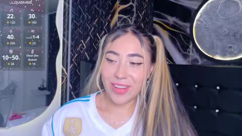 Manuela  online show from November 2025 04:38:01 AM