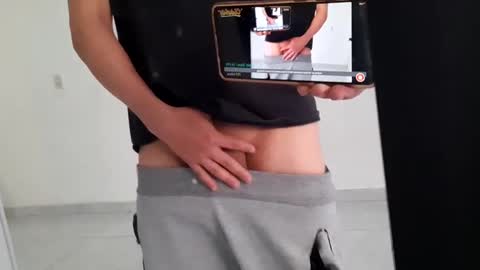 manufuego19 online show from October 2025 08:50:01 PM