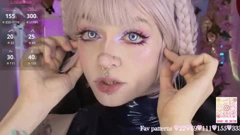 Snapshot of mao_me_meow chatting on February 2026 08:14:01 AM Sasha online show from February 2026 08:14:01 AM