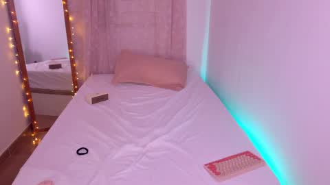     online show from March 2026 07:09:02 AM