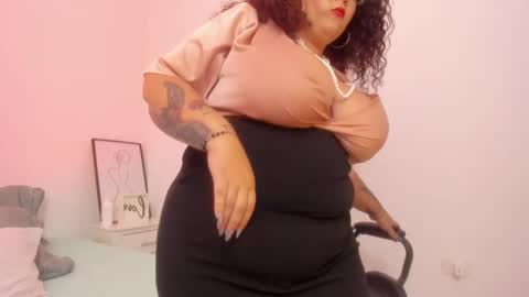 Mrs. Sweet online show from October 2025 12:11:01 AM