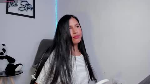 Mara online show from December 2024 09:46:01 PM