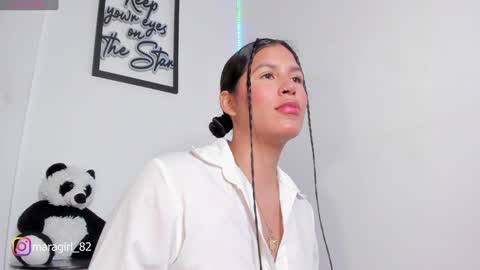 Mara online show from December 2024 08:40:02 PM