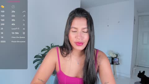 Mara online show from December 2024 10:14:02 PM