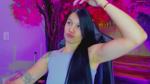 Mara Hanson online show from January 2026 02:00:01 PM