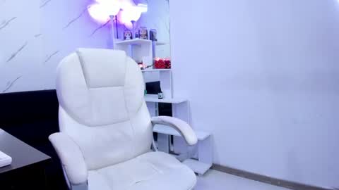 maramartinez_ online show from June 2026 12:32:02 AM