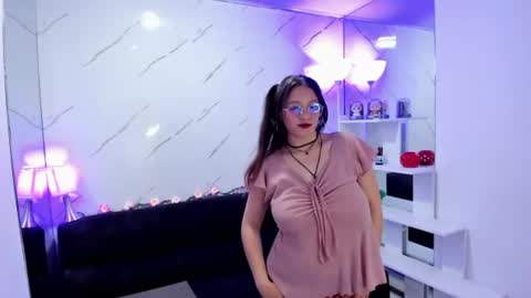maramartinez_ online show from August 2026 07:38:02 PM