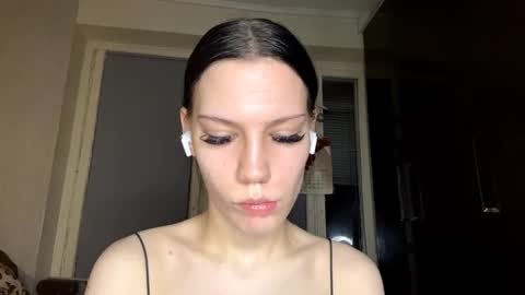 Elizaveta online show from September 2025 08:45:01 PM