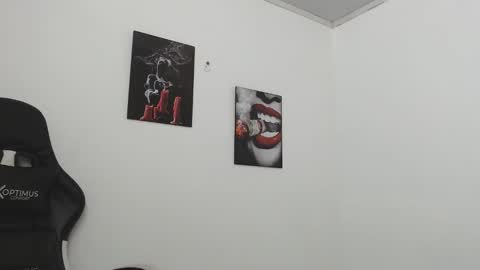 Marcela online show from November 2025 04:01:02 AM