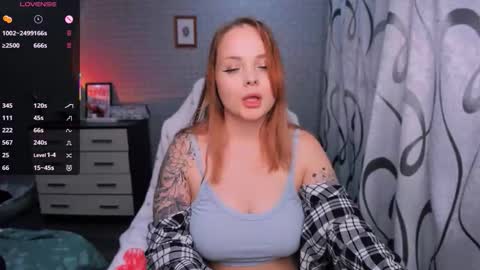 Snapshot of marcelinepeach chatting on November 2025 05:56:02 PM Sara online show from November 2025 05:56:02 PM