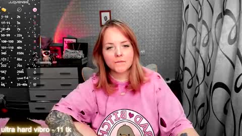 Snapshot of marcelinepeach chatting on December 2025 07:24:01 AM Sara online show from December 2025 07:24:01 AM