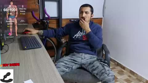 Marck  Independent model  online show from October 2025 03:40:02 AM